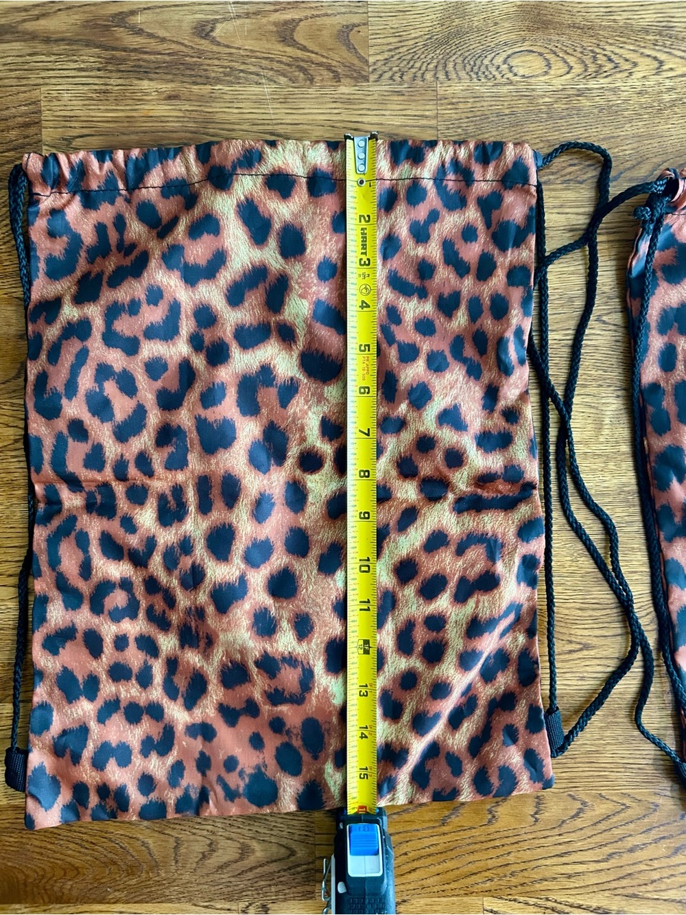 Vans Off The Wall Leopard Print Drawstring Shoe Bags Set of 2 - Picture 4 of 4